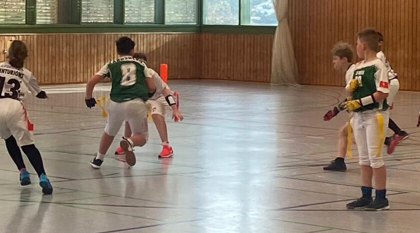 Spielszene Augsburg Centurions U13 gegen Landsberg X-Press U13